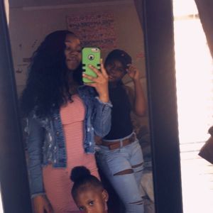 Meet your Posher, Deandre